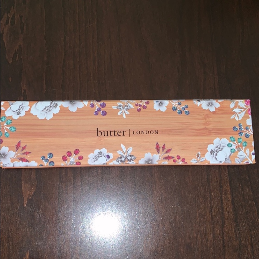 Eyeshadow Butter London eyeshadow palette